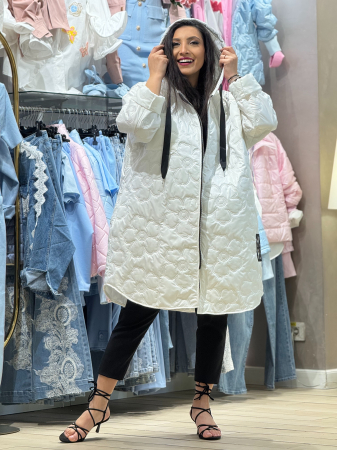 Jachetă damă cu croială lejeră cu glugă model matlasat geometric în relief [2]