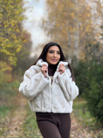 Jacheta din blana cu gluga si fermoar [3]