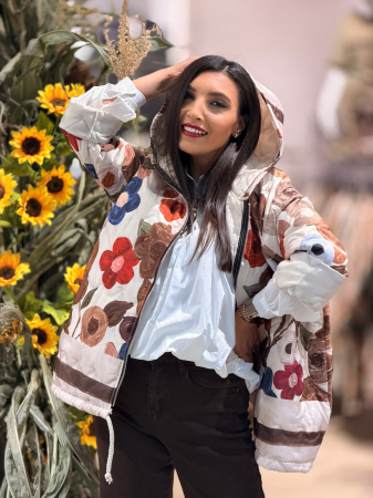 Jacheta matlasata cu imprimeu floral si gluga [1]