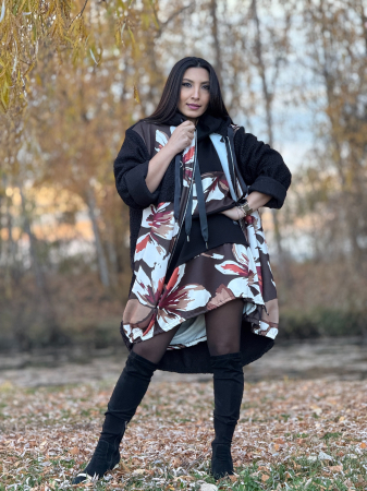 Jacheta oversize cu imprimeu floral si buzunar cu fermoar [3]