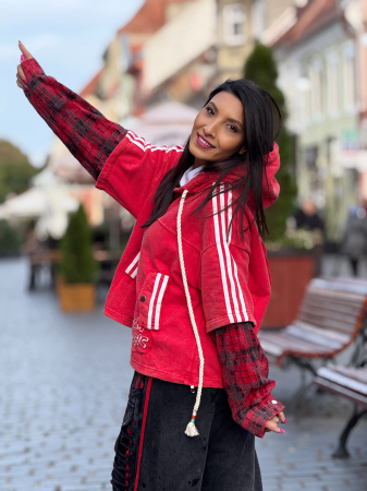 Jacheta rosie Disney cu maneca cu patratele [11]