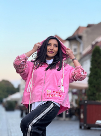 Jacheta roz Disney cu maneca cu patratele [5]