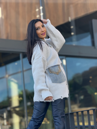 Jacheta tricotata cu buzunare si guler din denim [2]