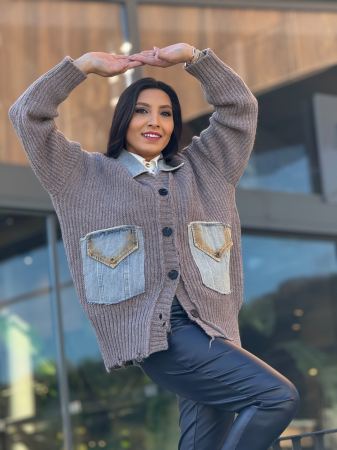 Jacheta tricotata cu buzunare si guler din denim [4]