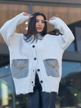 Geci si jachete - Jacheta tricotata cu buzunare si guler din denim