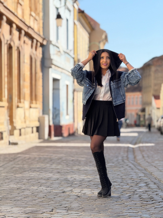 Jacheta tricotata cu detalii denim si fermoar [8]