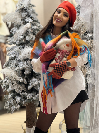 CADOURI DE CRACIUN - Manusi cu patratele