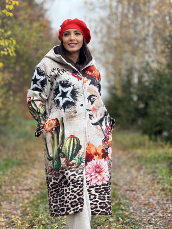 Palton artistic cu imprimeu Frida si accente florale [2]