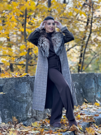Noutati - Palton din alpaca cu blana naturala
