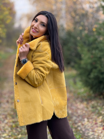 Noutati - Palton scurt cu buzunare