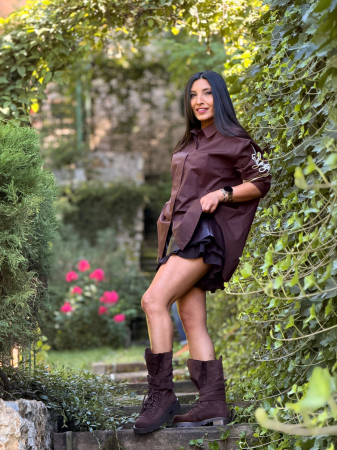 Pantaloni bordo din piele cu volanase in partea de jos [2]
