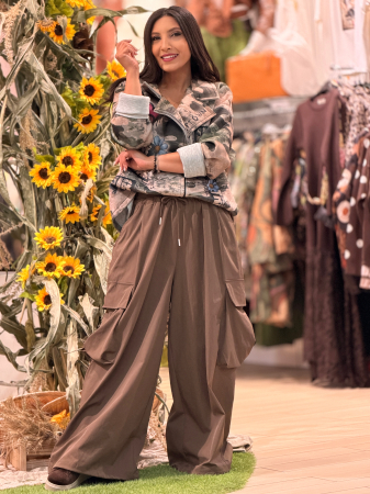 Pantaloni - Pantaloni cargo cu elastic in talie
