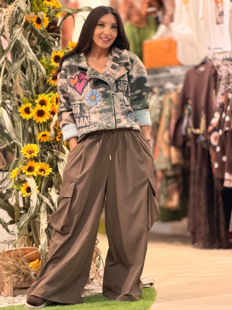 Pantaloni cargo cu elastic in talie [1]