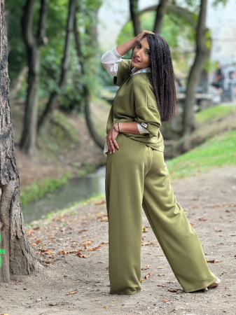 Pantaloni casual cu snur si elastic in talie [3]