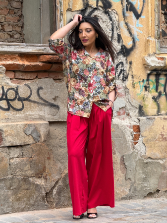 Pantaloni - Pantaloni cu buzunare si curea in talie