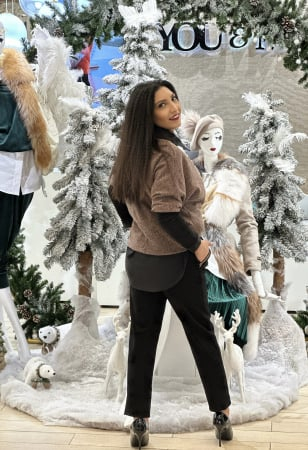 Pantaloni cu detaliu auriu la buzunar [2]