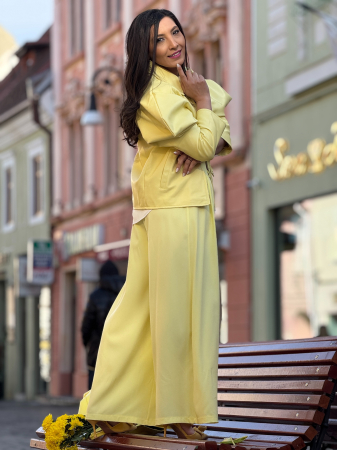 Pantaloni cu floare [6]