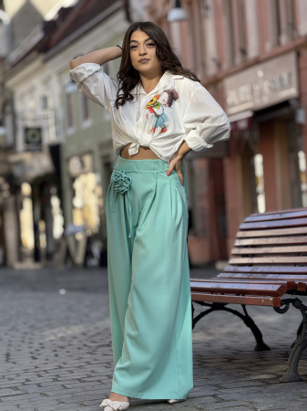 Pantaloni cu floare [5]