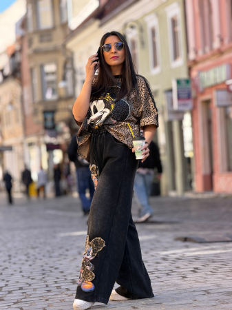 Pantaloni cu imprimeu MIKEY si detalii animal print [3]