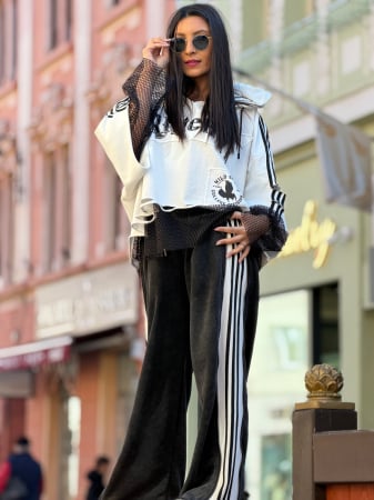 COLECTIA DISNEY - Pantaloni din bumbac cu fermoar si dungi pe lateral