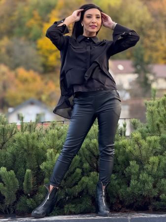 Promotii - Pantaloni din piele ecologica