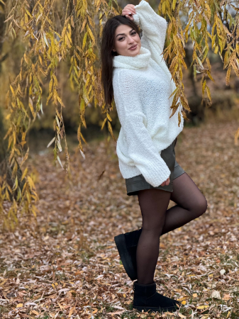 Pantaloni din piele ecologica cu buzunare [1]