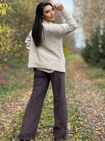 Pantaloni maro din catifea [3]