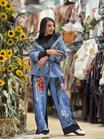 Pantaloni negri cu imprimeu denim si ursulet [4]