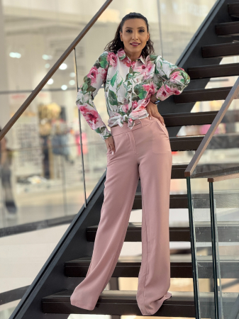 Pantaloni roz evazati [1]