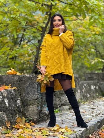 Imbracaminte de dama - Pulover cu gat inalt si model impletit