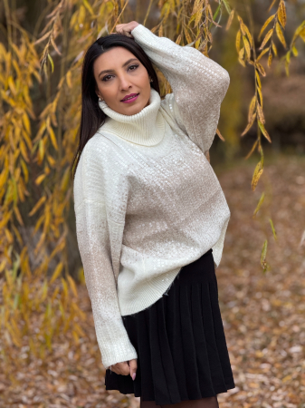 Pulover cu gat inalt si paiete mari [1]
