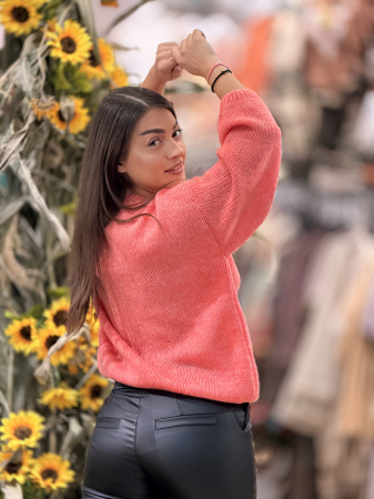 Pulover tricotat cu funda decorativa [5]