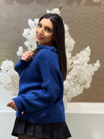 Pulover tricotat cu gat rulat [1]