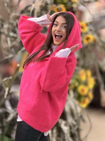 Colectia NOUA - Pulover tricotat fucsia cu gluga