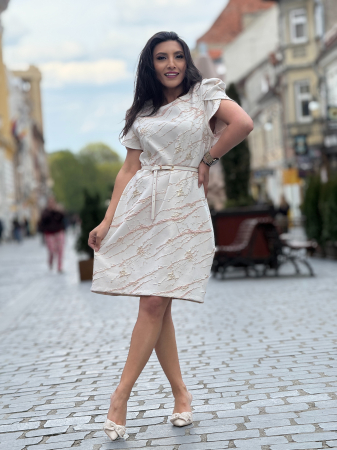 Imbracaminte de dama marimea XXL - Rochie cambrata cu insertii aurii si curea in talie
