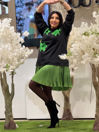 Rochie cu aplicatii florale 3D si croiala lejera [2]