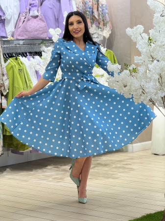 Rochii de zi - Rochie cu buline in clos