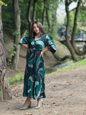 Rochii de eveniment - Rochie cu decolteu in V si curea in talie