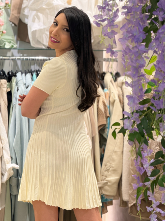 Rochie cu nasturi aurii si buzunare decorative elegante [5]