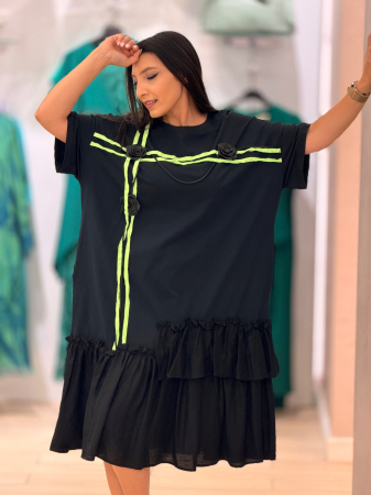 Rochie din bumbac cu flori verzi aplicate pe fond negru [4]