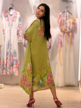 Rochie din in cu flori roz [2]