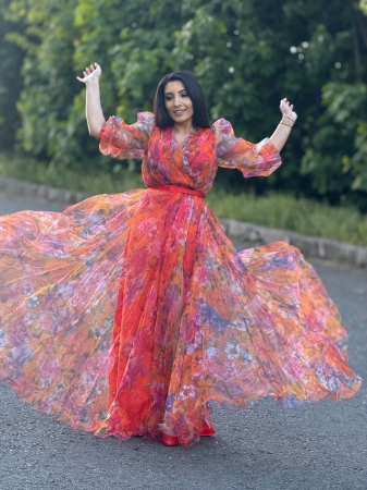 Rochie din tulle colorata [5]