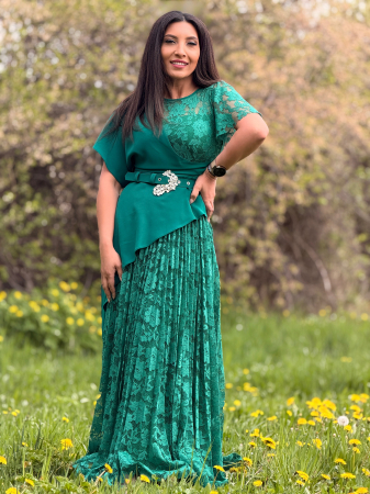 Rochie eleganta cu design asimetric si dantela [7]