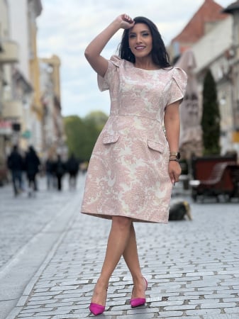 Imbracaminte de dama marimea XXL - Rochie eleganta cu maneci voluminoase si textura florala