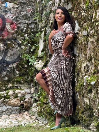 COLECTIA DE TOAMNA - Rochie eleganta in V cu print zebra