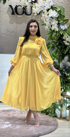 Rochii de eveniment - Rochie galbena cu floare in piept