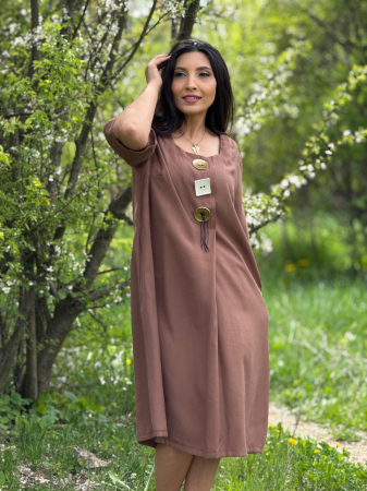 Rochie lejera cu nasturi decorativi [6]