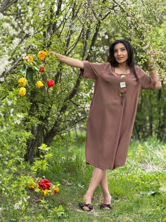 Noutati - Rochie lejera cu nasturi decorativi