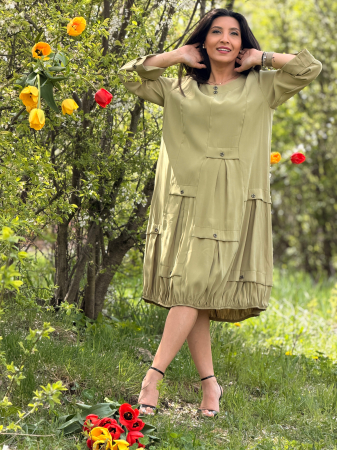 Rochie lejera si detalii decorative cu nasturi [1]