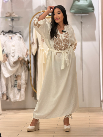 Rochie lunga alba cu broderie florala bej [1]